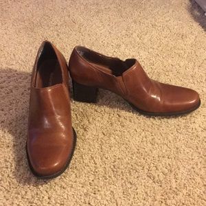 Naturalizer Brown Dress Shoes
